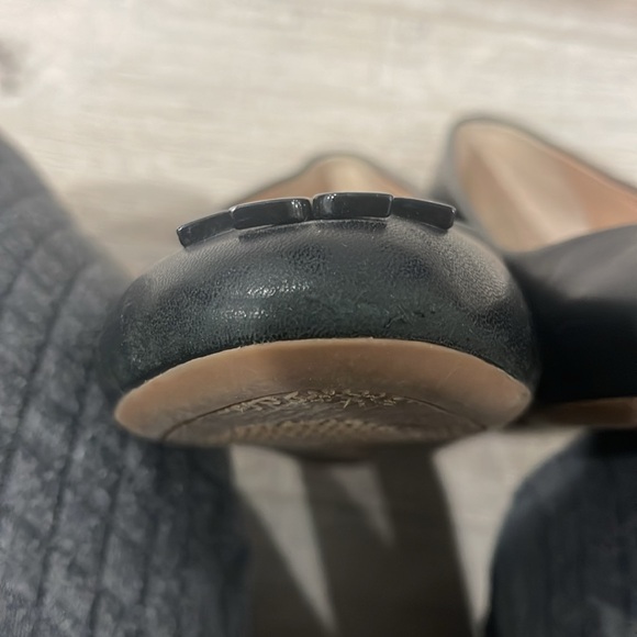 Tory Burch Black Leather Wedge Pumps Size 6 - Picture 6 of 16